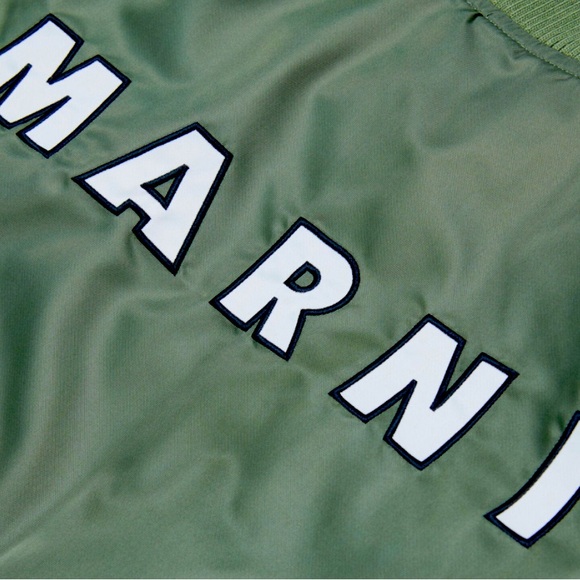 Meet your Posher, Marni - Picture 1 of 1